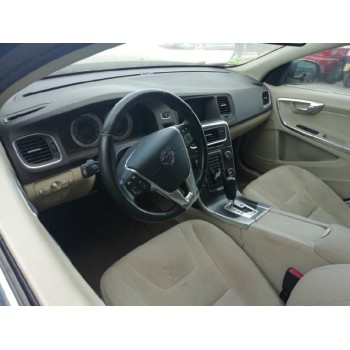 volvo v60 kombi del año 2011