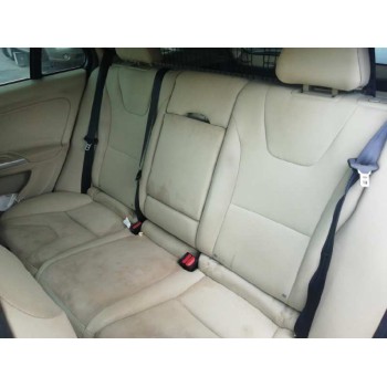 volvo v60 kombi del año 2011