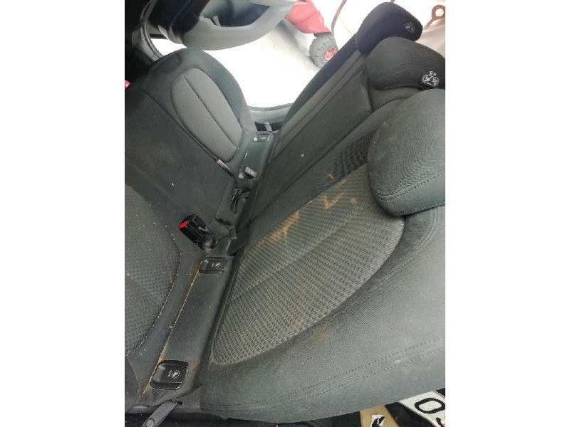 Recambio de asientos traseros para bmw serie 2 active tourer (f45) 2.0 16v turbodiesel referencia OEM IAM   
