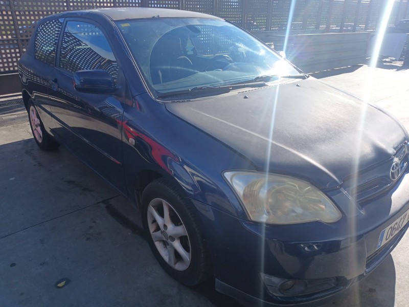 toyota corolla (_e12_) del año 2005