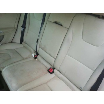 volvo v60 kombi del año 2011