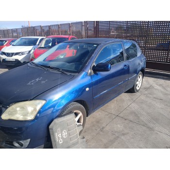 toyota corolla (_e12_) del año 2005