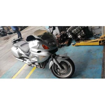 honda nt 700 v deauville del año 2004