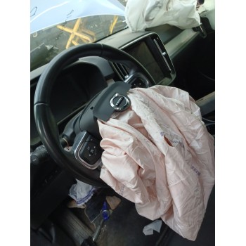 volvo xc40 (536) del año 2021