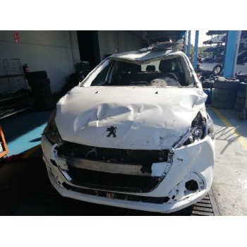 peugeot 208 del año 2015