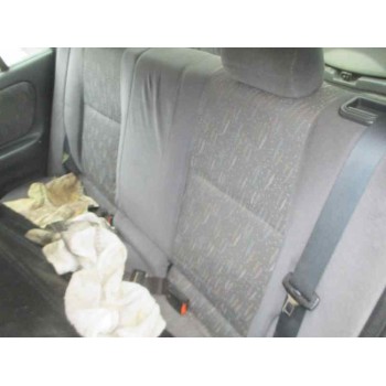 nissan primera berlina (p11) del año 1997