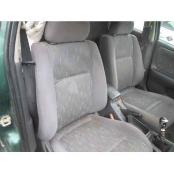 nissan primera berlina (p11) del año 1997