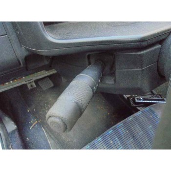 peugeot 205 berlina del año 1996