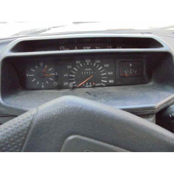 peugeot 205 berlina del año 1996