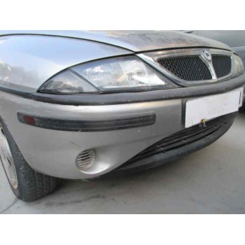 lancia lancia y del año 1996