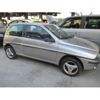 lancia lancia y del año 1996