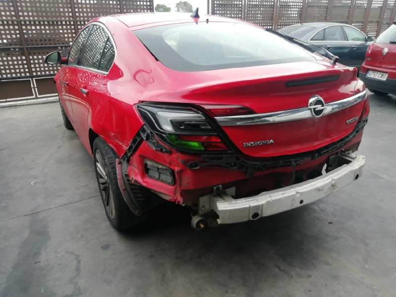 OPEL INSIGNIA BERLINA