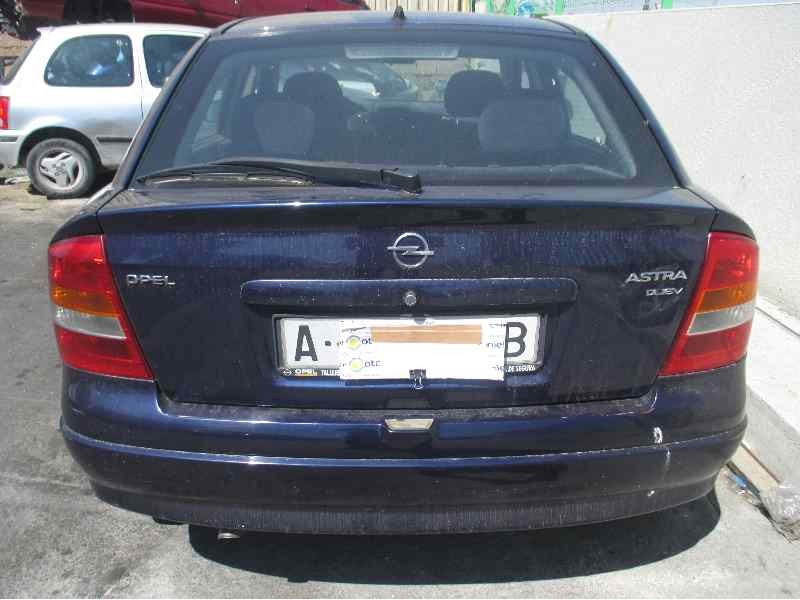 opel astra g berlina del año 1999