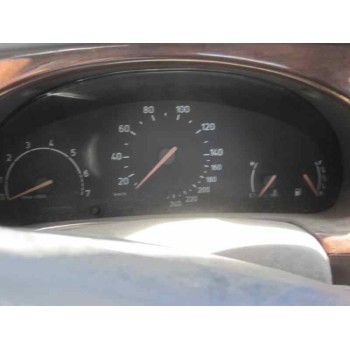 saab 9-3 berlina del año 2000