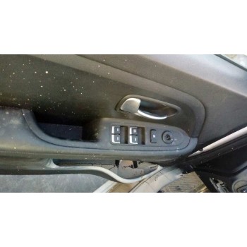 kia carens ( ) del año 2017