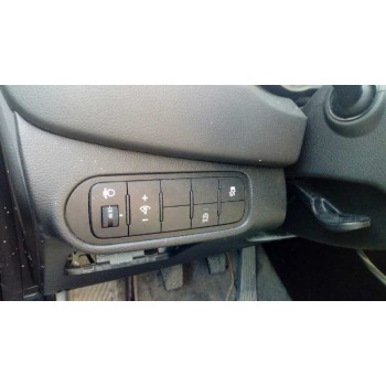 kia carens ( ) del año 2017