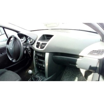 peugeot 207 del año 2008