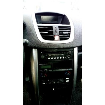 peugeot 207 del año 2008