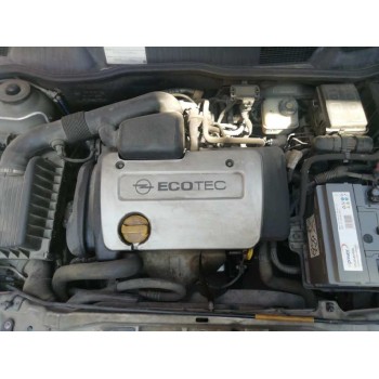 opel astra g berlina del año 2000