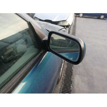 nissan primera berlina (p11) del año 2001