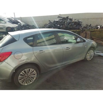 opel astra j lim. del año 2014