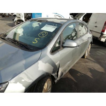 opel astra j lim. del año 2014