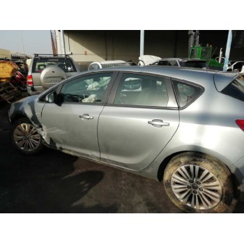 opel astra j lim. del año 2014