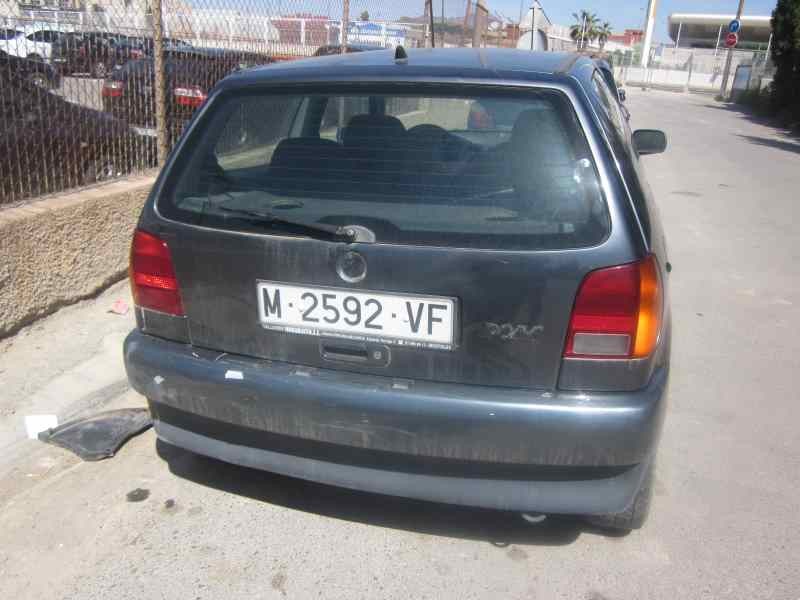 volkswagen polo berlina (6n1) del año 1994