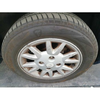 nissan primera berlina (p11) del año 2001