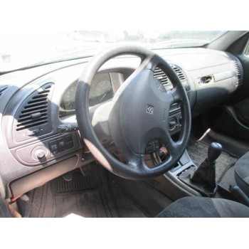 citroën xsara berlina del año 1998