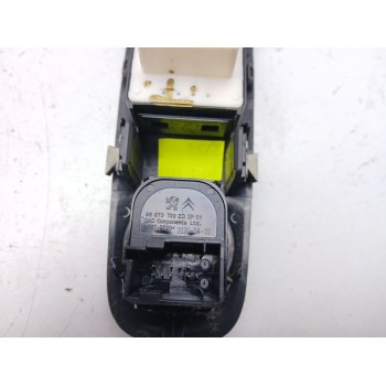 Recambio de mando elevalunas delantero izquierdo para opel combo e tour / life (k9) 1.5 referencia OEM IAM 96673722ZD  