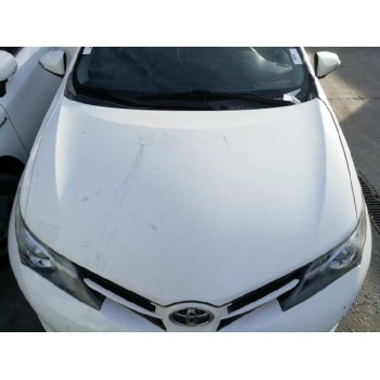 toyota auris del año 2013