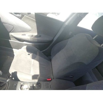 nissan primera berlina (p12) del año 2004