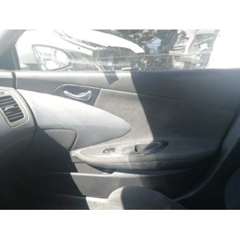 nissan primera berlina (p12) del año 2004