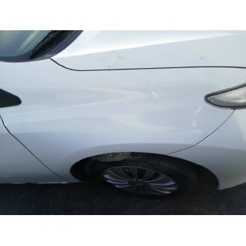 toyota auris del año 2013