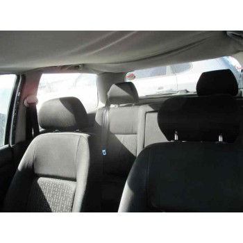 volkswagen golf iv berlina (1j1) del año 2001