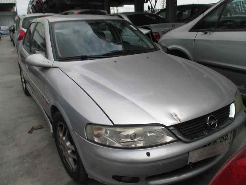 OPEL VECTRA B BERLINA