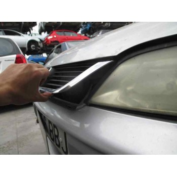 opel vectra b berlina del año 2000