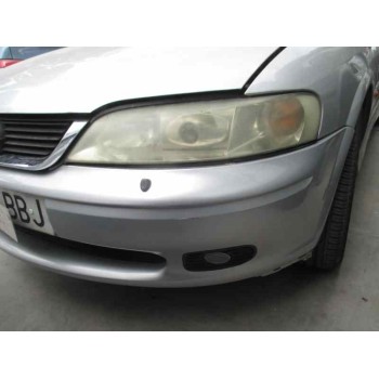 opel vectra b berlina del año 2000