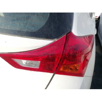 toyota auris del año 2013