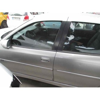 opel vectra b berlina del año 2000