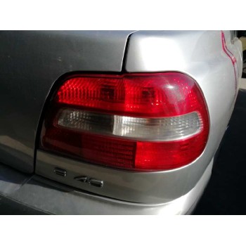 volvo s40 berlina del año 2000