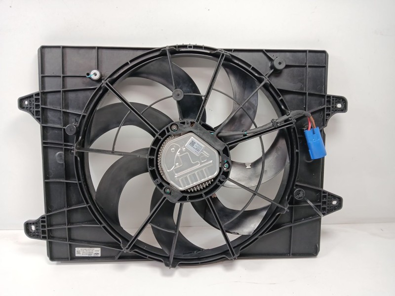 Recambio de electroventilador para omoda 5 referencia OEM IAM 302001573AA 20240401M00180 