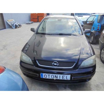 opel astra g berlina del año 2004