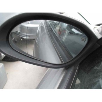 opel vectra b berlina del año 2000