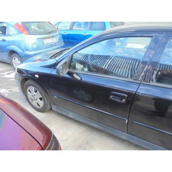 opel astra g berlina del año 2004