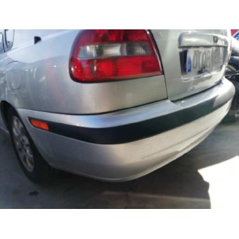 volvo s40 berlina del año 2000