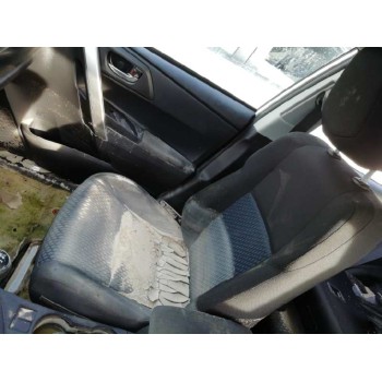 toyota auris del año 2013