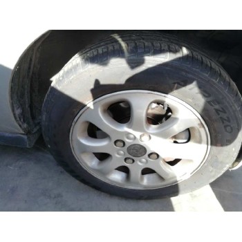 volvo s40 berlina del año 2000