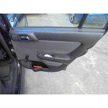 opel astra g berlina del año 2004